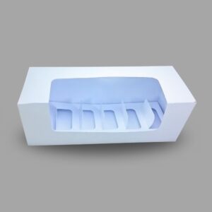 6 Macrons Big Window Box